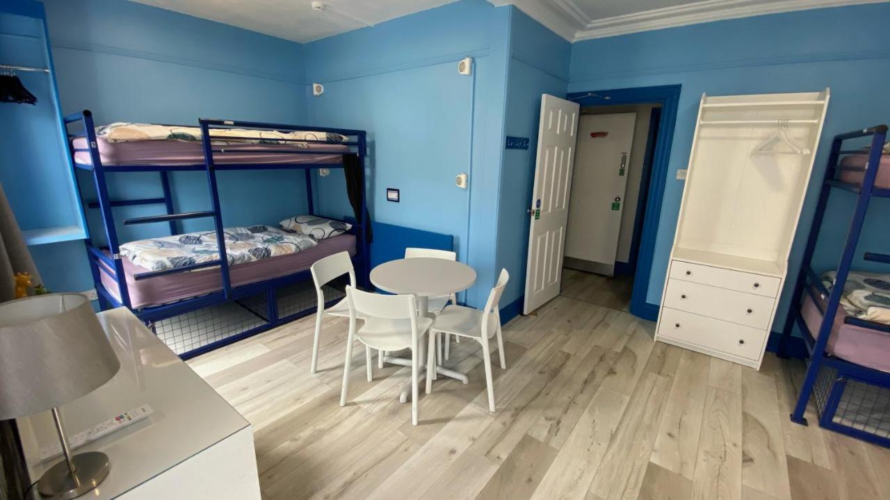 Portrush Holiday Hostel Guesthouse Exterior photo